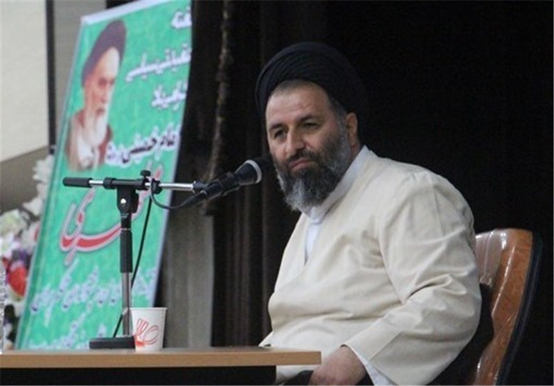 غفلت‌نکردن از دشمن و شیوه‌های تغییر باورهای دینی وظیفه پاسداران انقلاب است