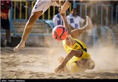 دیدار تیمهای فوتبال ساحلی دریانوردان بوشهر و پدیده کاسپین ساری