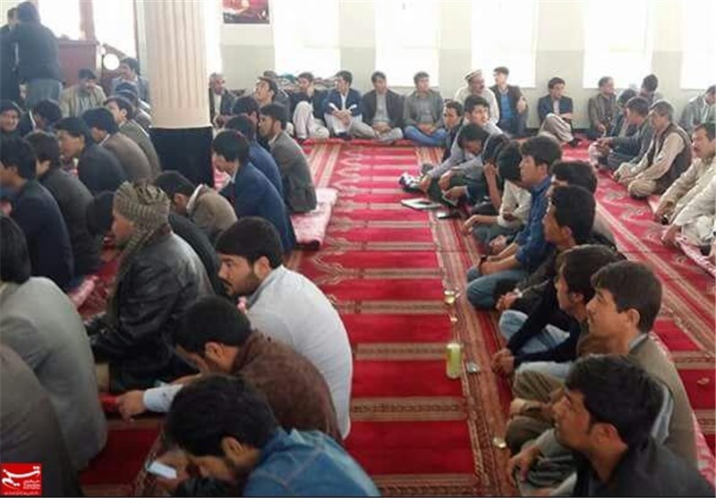 نمایندگان «دانش» و «محقق»: سران حکومت وحدت ملی بین مناطق و اقوام افغانستان تبعیض قائل می‌شوند