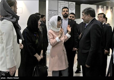 Tehran Hosts Iran-Korea One Heart Festival