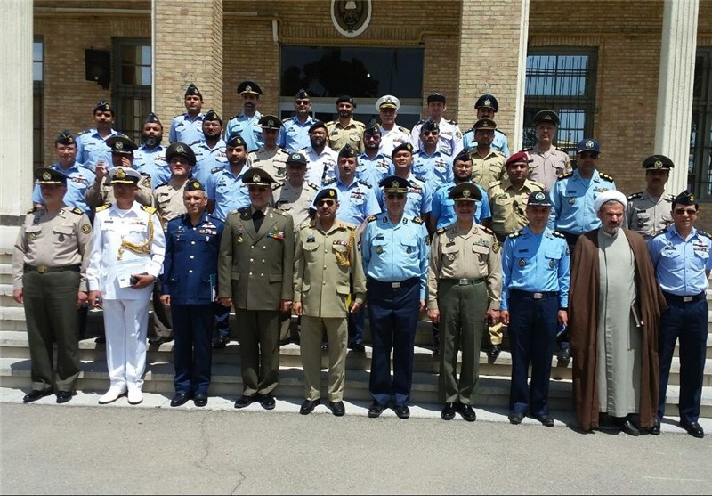 افسران ارشد پاکستان از دانشگاه جنگ ایران بازدید کردند
