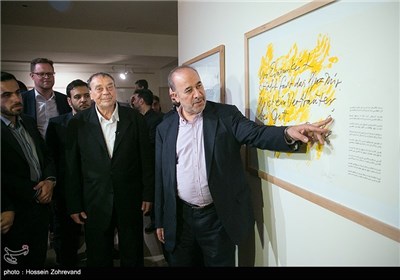 نمایشگاه آثار نقاشی گونتر اوکر در موزه امام علی (ع)