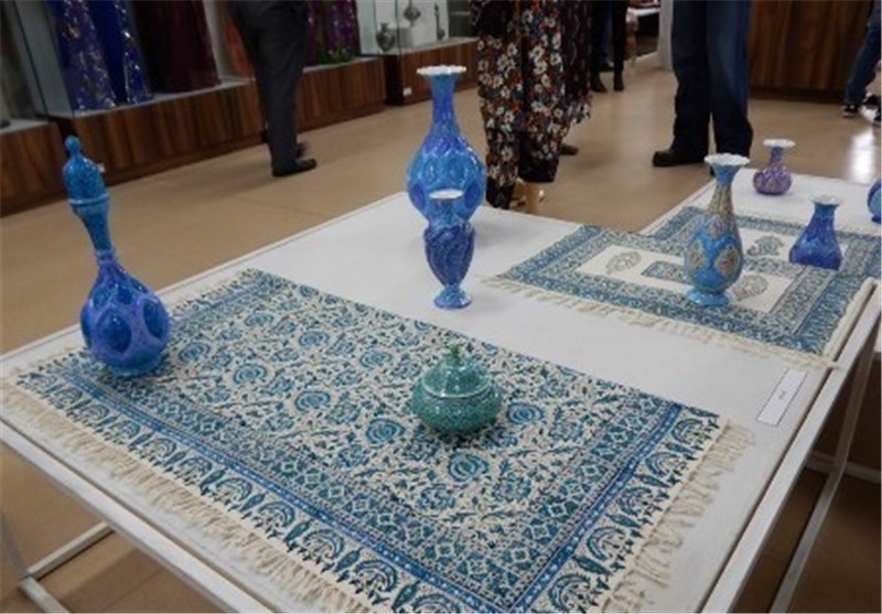 نخستین نمایشگاه قرآنی صنایع دستی در بیرجند افتتاح شد