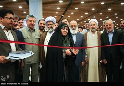 14th International Exhibition of Flowers, Plants Kicks Off in Tehran