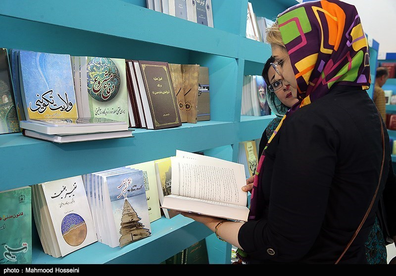 450 ناشر در دوازدهمین نمایشگاه کتاب استان کرمانشاه حضور دارند