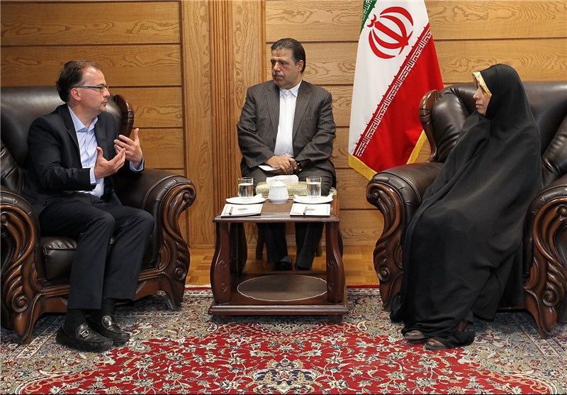 استقبال امین‌زاده از پیوستن ایران به کنفرانس حقوق بین‌الملل خصوصی لاهه