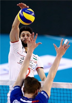 Iran Volleyball Team Loses to France in Friendly Match