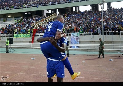 نادی استقلال خوزستان یفوز ببطولة الدوری الممتاز لکرة القدم