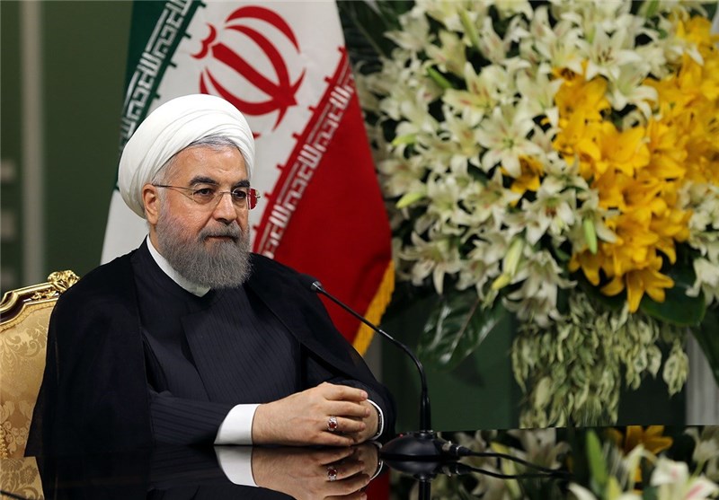 روحانی یؤکد عزم طهران و هافانا على تطویر التعاون الثنائی بینهما