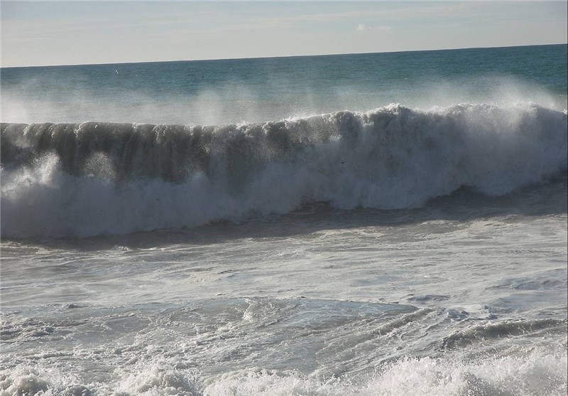 دریا از فردا در سواحل گیلان مواج است/احتمال آبگرفتگی در برخی مناطق