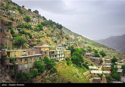 قرية اورمان في كردستان- غرب إيران