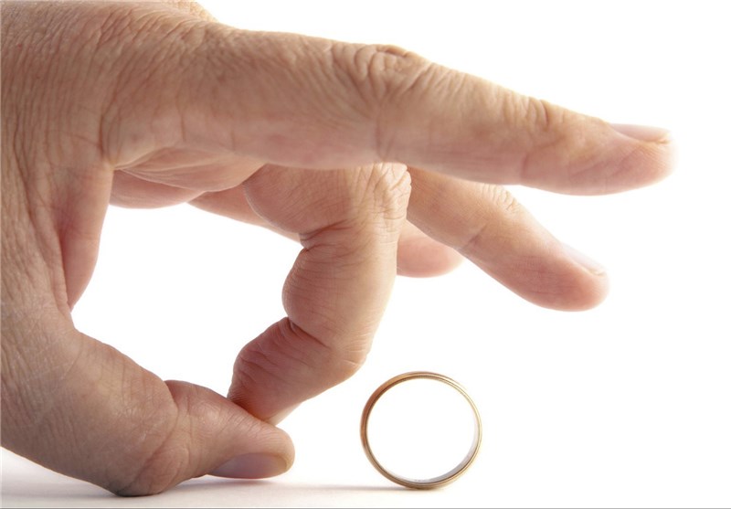میانگین طول مدت زندگی افراد متقاضی طلاق در کرج کمتر از یک سال است