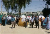 چادر زدن کارگران مقابل کارخانه آی.تی.آی شیراز برای دریافت مطالبات