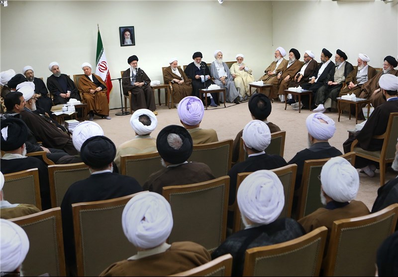 رئیس و اعضای پنجمین دوره مجلس خبرگان با امام خامنه‌ای دیدار می‌کنند