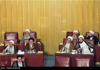 اختتامیه اولین اجلاسیه مجلس خبرگان پنجم (2)