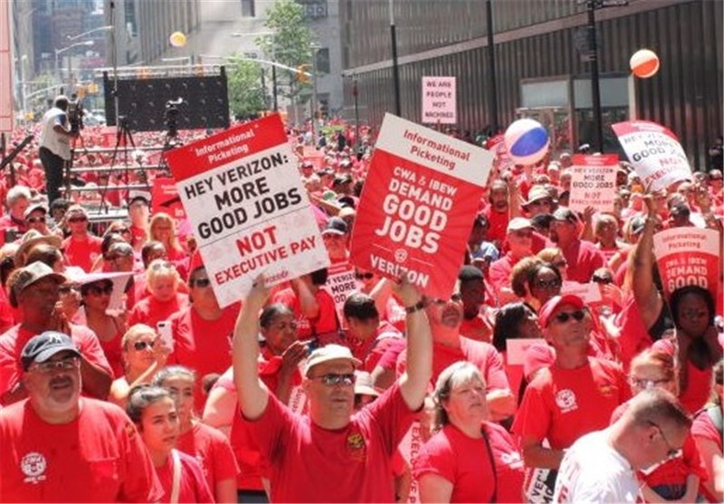 اخراج 35 هزار کارمند یک شرکت مخابراتی در آمریکا درپی اعتصاب