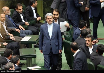 Iran’s New Parliament Holds First Session