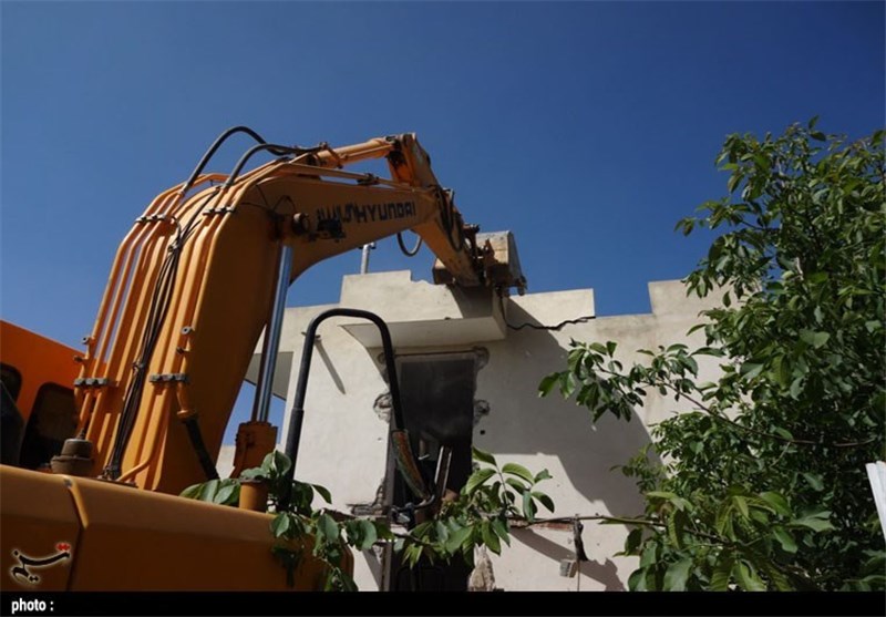 17 مورد ساخت و ساز غیرمجاز در آبشینه همدان تخریب شد