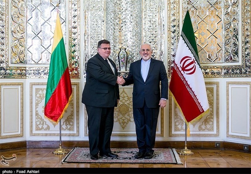 Zarif Urges Europeans’ ‘Tangible’ Steps to Facilitate Banking Transactions with Iran