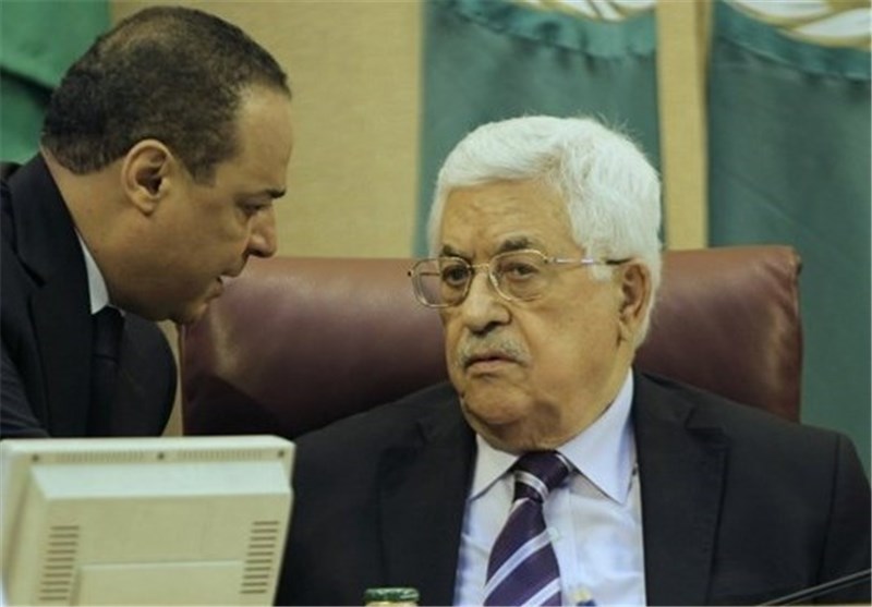 موضع محمود عباس برای تداوم مذاکرات سازش پیامی برای غربی‌ها است