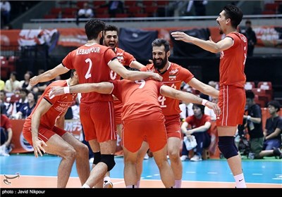پیروزی تیم ملی والیبال ایران مقابل کانادا