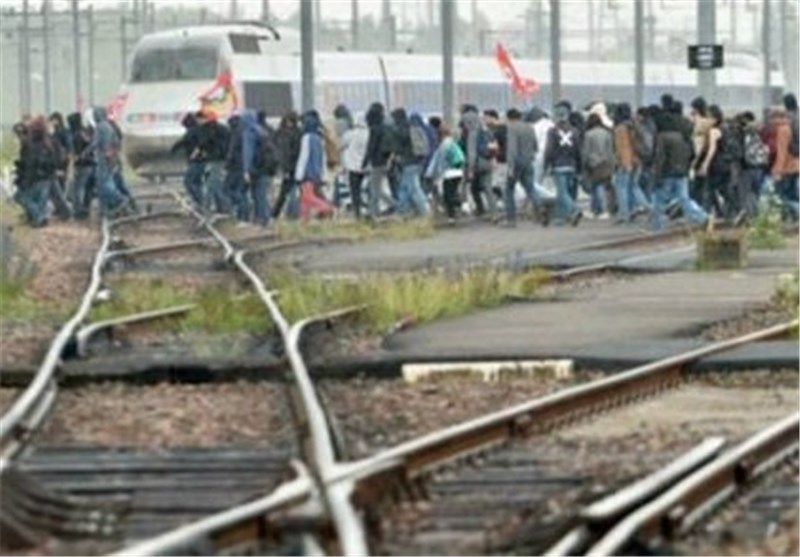 کارگران راه‌آهن فرانسه به اعتصاب سراسری پیوستند