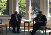 Iran’s Zarif Meets Finnish President, Speaker