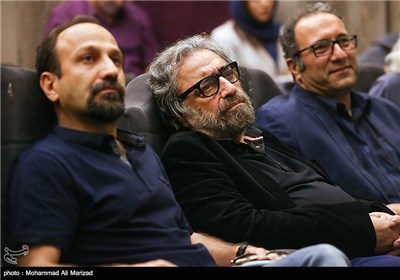 مسعود کیمیایی کارگردان در مراسم تقدیر از اصغر فرهادی در خانه سینما