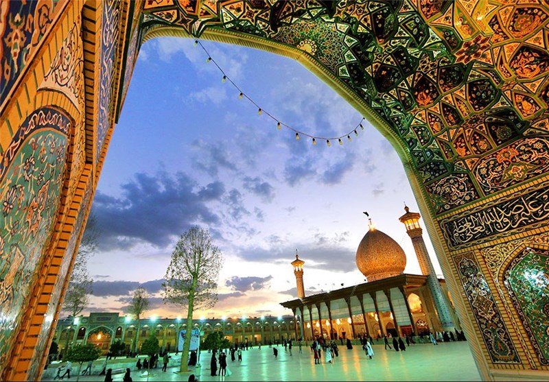 ایتام و روزه اولی‌های شهر شیراز مهمان افطاری حرم شاهچراغ(ع) می‌شوند