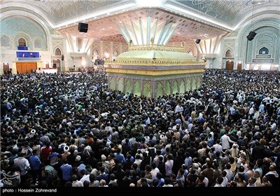 Iran Renews Allegiance to Imam Khomeini’s Ideals