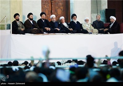 Iran Renews Allegiance to Imam Khomeini’s Ideals