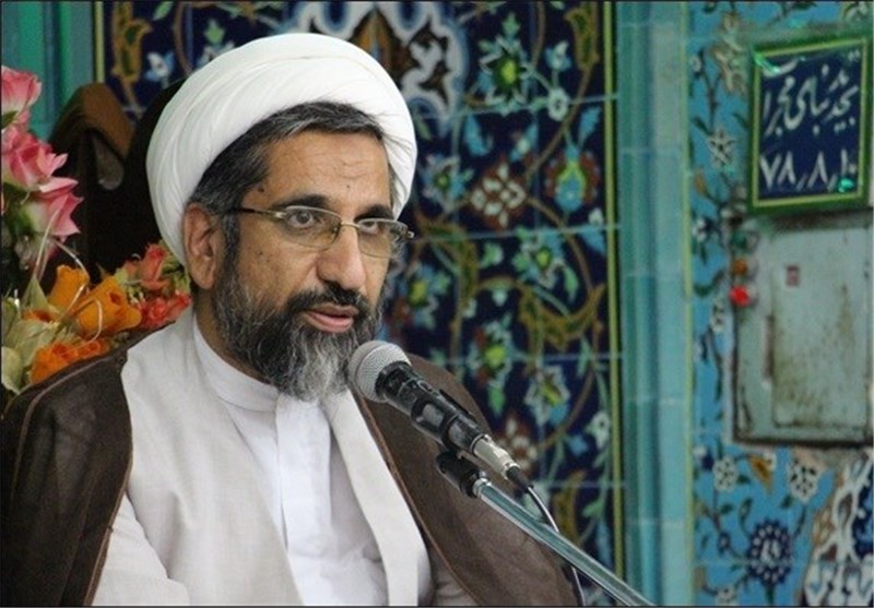 امام خمینی(ره) هیچ‌گاه با دشمن اهل سازش نبودند/سیره امام(ره) الگوی تمام نمای انسانِ کامل انقلابی است