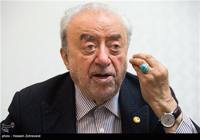 عسگراولادی: نمی توانم اسکناسهای خود را با چمدان به روسیه ببرم عسگراولادی: نمی توانم اسکناسهای خود را با چمدان به روسیه ببرم