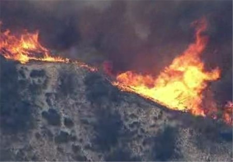 400 هکتار از مراتع شهرستان پاوه در آتش سوخت/آتش سوزی همچنان ادامه دارد