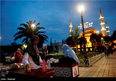 شهر رمضان فی مختلف أنحاء العالم