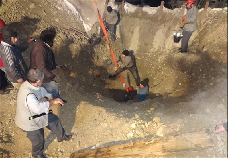 کارگر شهرداری شیروان زیر آوار ماسه مدفون شد