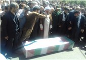 مراسم تشییع و تدفین پیکر شهید مدافع حرم«مرتضی مسیب زاده»+تصویر و فیلم