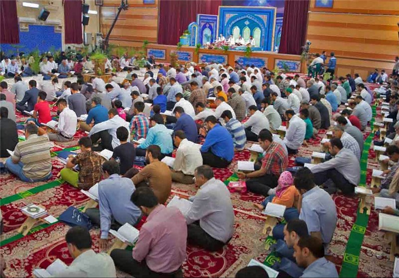 مهدهای قرآن و نمایشگاه عکس ندای ملکوت در بوشهر راه‌اندازی شد