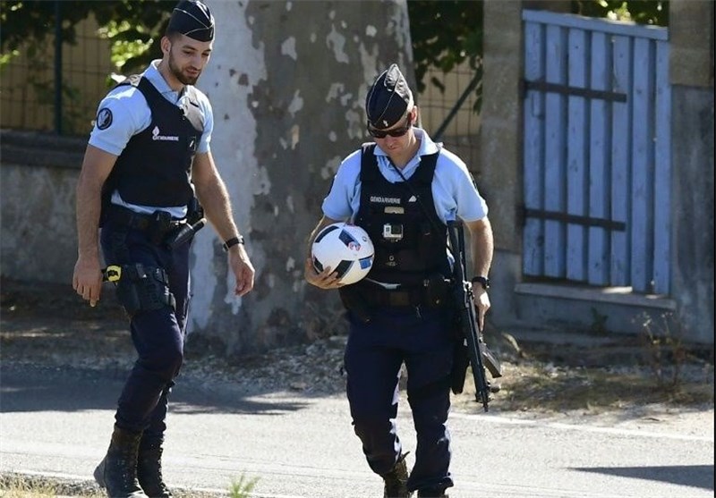 Euro 2016 Kicks Off in France despite Strikes, Terror Threat
