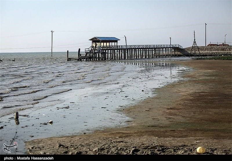 ترازسنج آب دریای خزر در خلیج گرگان نصب می‌شود