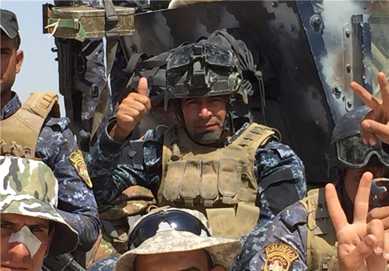 القوات العراقیة تتقدم فی منطقة باب البیض بالموصل القدیمة+فیدیو