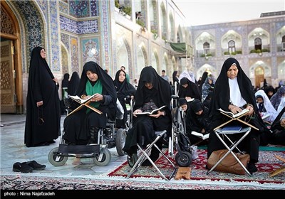 Pilgrims Recite Quran at Imam Reza Shrine in Mashhad