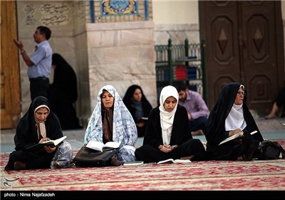 Pilgrims Recite Quran at Imam Reza Shrine in Mashhad