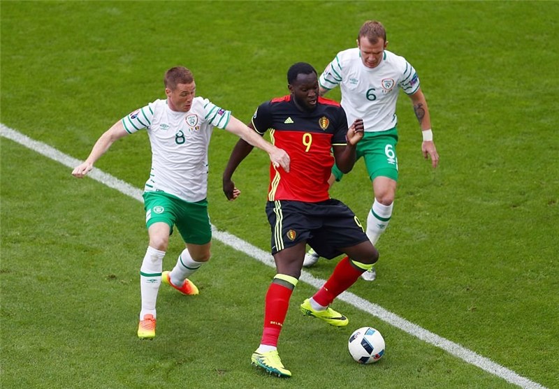 تساوی بلژیک و ایرلند در نیمه اول