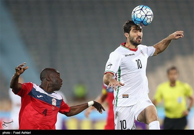 انصاری‌فرد: از سرمربی تیم ملی بپرسید از شرایط راضی است یا نه/ امیدوارم مقابل قطر برنده باشیم