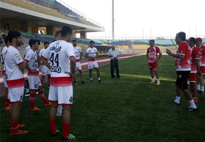 حضور ملی‌پوشان پرسپولیس در تمرین به غیر از یک نفر!