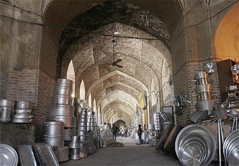 عملیات مرمت سرای وکیل و بازار چاقوسازان اردبیل آغاز شد/اختلافات داخلی کسبه بازار مانع اصلی ساماندهی سرای وکیل ‌است