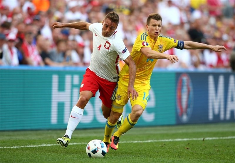 تساوی اوکراین و لهستان در نیمه اول