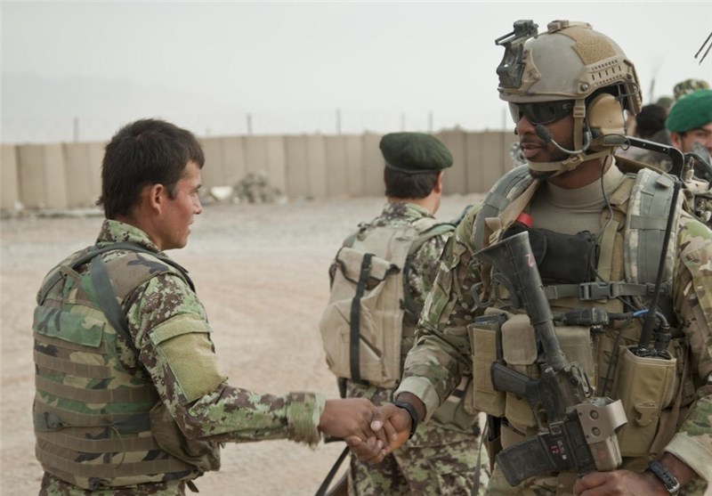 نیروهای آمریکایی در میدان جنگ از سربازان افغان به عنوان طعمه استفاده می‌کنند