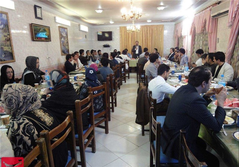 طرح ضیافت افطار با حضور ناشنوایان در خرمشهر برگزار شد